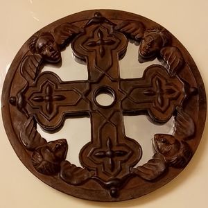 Circular Angels and Cross Accent. 8 Inches.